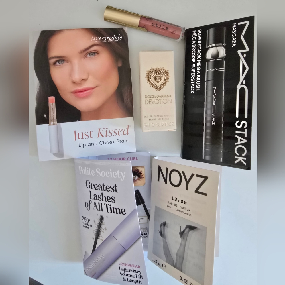 6 Piece Beauty Bundle Including Mac, Dolce & Gabbana, Polite Society, And Noyz